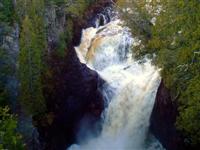 The Devil's Kettle in April